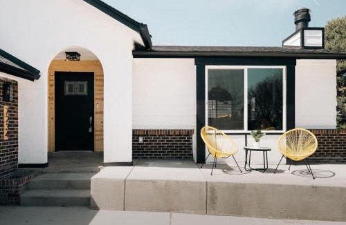 South Westminster House | House of Noir Elan Stunning 6BR Designer Retreat