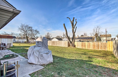 Bellmawr House | House w/Pellet Smoker & Grill, 1 Mi to Lake!