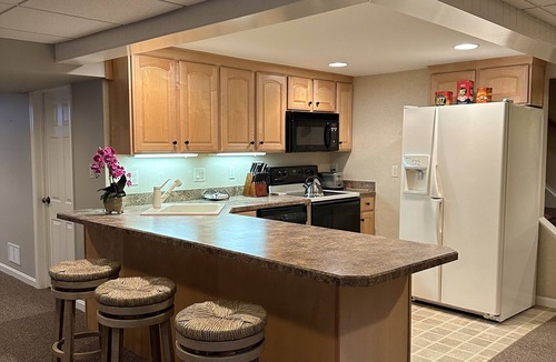 Blue Ball House | House with backyard and patio! Beautiful Rural Farmland Within Minutes