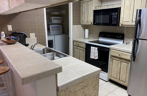 Braeswood Place Condo | Houston TX NRG-Med CTR/RICE U - ALL Inclusive 2B/2B