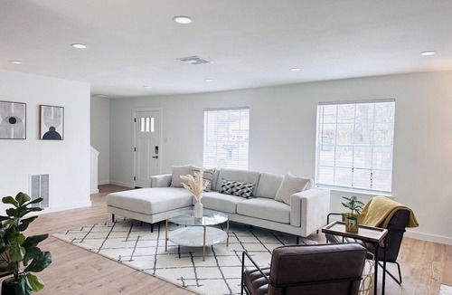 Milwood House | Howdy! Modern stay in Austin