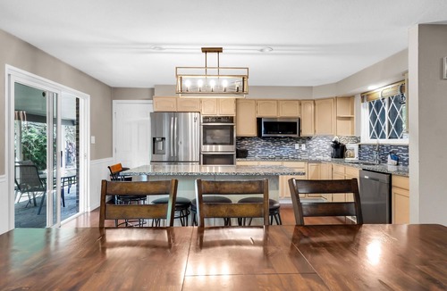 Northwest Arvada House | Huge Arvada Retreat! Great quiet neighborhood!