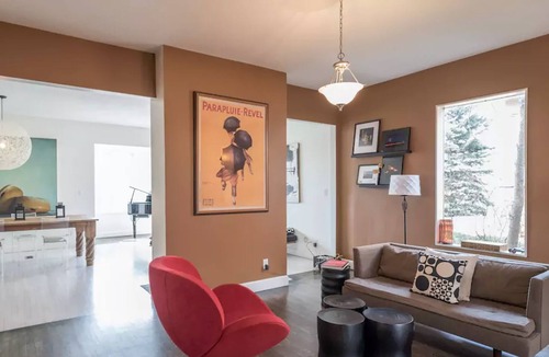 Mapleton Hill House | Huge modern home steps to Downtown