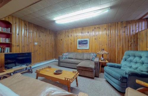 Estes Park House | Hummingbird Hideout