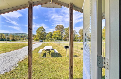 Winona Apartment | Huntsville Cabin w/Fire Pit, ATV Authorized Route