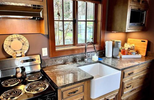 Friday Harbor House | Ideal Beachfront Retreat Experience Gorgeous!