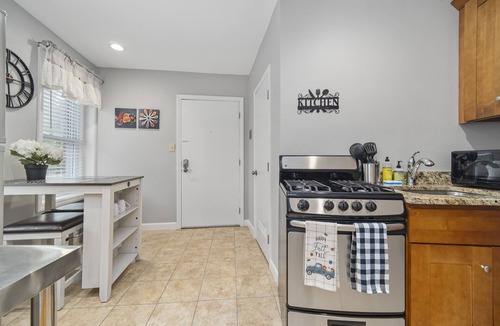 North End Apartment | Ideal North End 1brm Central To Everything