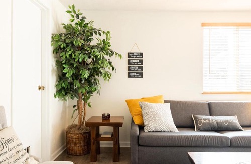 Trendwood and Frankline Square House | Ideally Located Westminster Home - Sleeps 13!