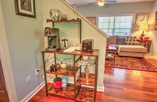 Bluff City House | Immerse yourself in the beautiful setting of the tranquil riverside by staying in our 3BR 2Bath home
