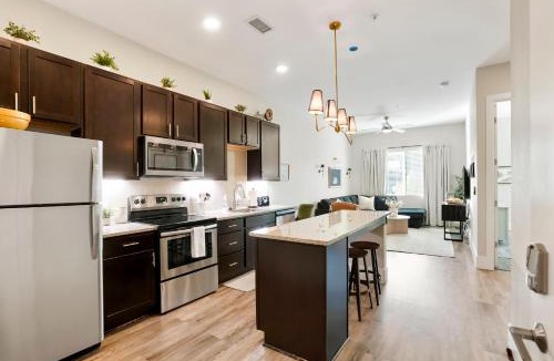 Golden House | Incredible Golden Location Close to Red Rocks and School of Mines