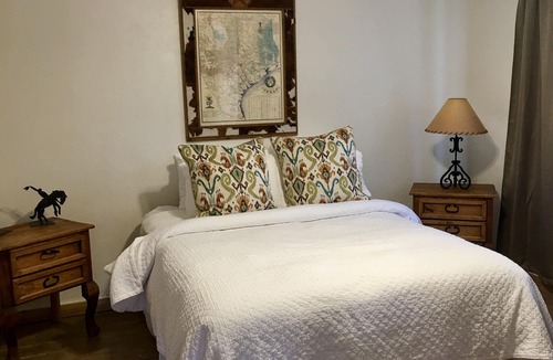 Valdez House | Incredible mountain getaway to renew the spirit all year round!