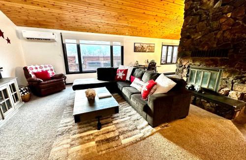 West Colorado Springs Villa | Indoor pool, hot tub, sauna!