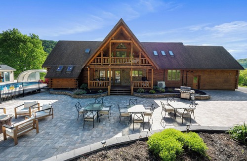 Hancock House | Indoor Pool,Largest Game Lodge,Sleeps 39