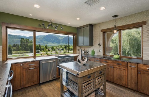 Hermosa House | Indulge in complete Luxury! You wont regret it! Book dates before there gone.