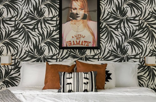 Victoria Park House | Indulge in Luxury and Channel Your Inner Mean Girl w/ the Regina George Suite Un
