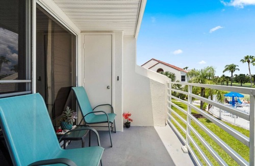 Isla del Sol Condo | Isla Del Sol Retreat – Pool View & Near Gulf Beaches 6-246