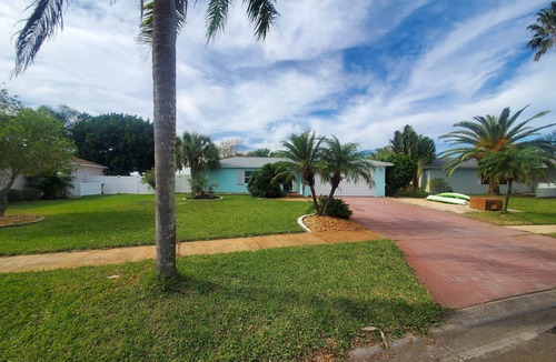 Merritt Island House | Island State of Mind! Amazing backyard on water with heated pool!