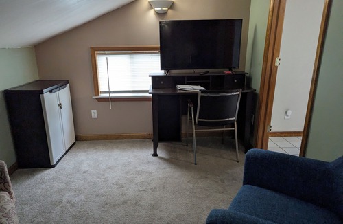 Monroe Apartment | Jack's Joint's Apt #4