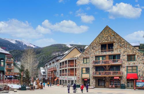 River Run Resort | Jackpine & Black Bear Condominiums by Keystone Resort