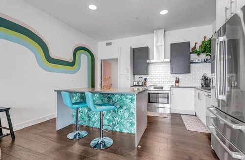 Five Points Condo | Jungle House: 2 Bed Condo w/parking & Patio