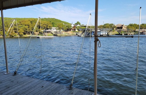 Graford House | Juniper View 🖼️ Serene Cove 🎣 🛶 🏊🏼‍♂️ Deepwater Dock For Your Boats 🚤
