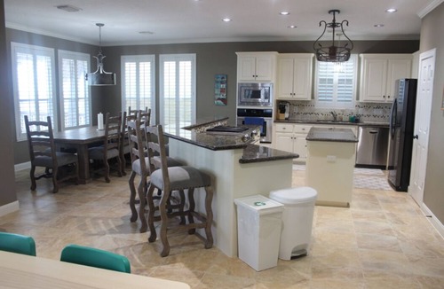 Clear Lake Shores House | Kemah Bay Retreat: Steps to Kemah Boardwalk, Bayfront, 216-ft Pier, Elevator, EV
