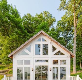 Niles Apartment | Kennan Hollow Farm 100 Acres on River Sleeps 30