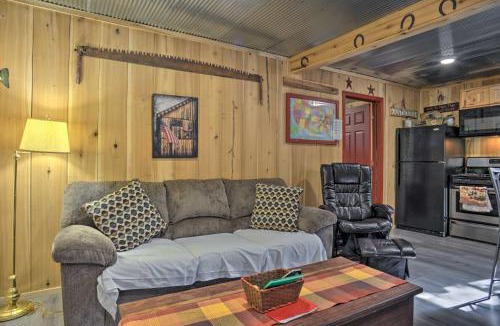 New Concord House | Kentucky Cabin with 2 Fishing Ponds and Trail Access