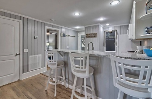 Salem Condo | Keowee Key ~ Cozy Condo ~ Golf Course View - Amenities