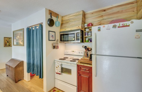Kilgore Cottage | Kilgore Lakefront Home w/Private Dock & Pier!