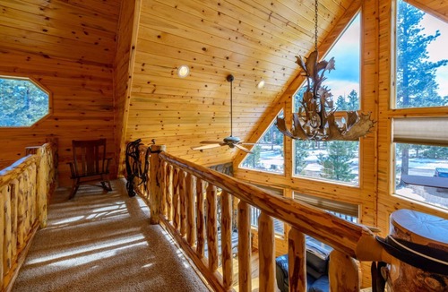 Duck Creek Village Cabin | Kool Kabin - Easy access and close to national parks/ATV/Snowmobiling