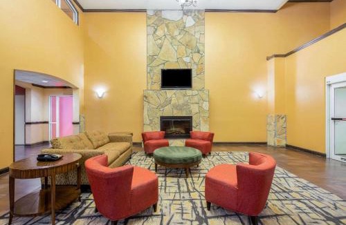 Eastland Hotel | La Quinta by Wyndham Eastland