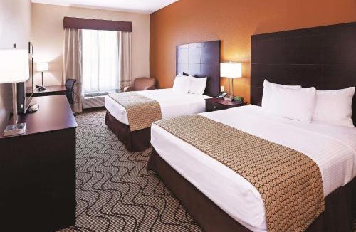 Marshall Hotel | La Quinta by Wyndham Marshall