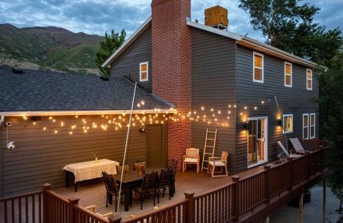 Farmington House | Lagoon Basecamp