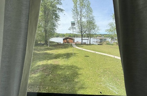 Lake Oconee House | Lake House beautiful views fishing dock Private boat ramp 7 beds sleeps 11