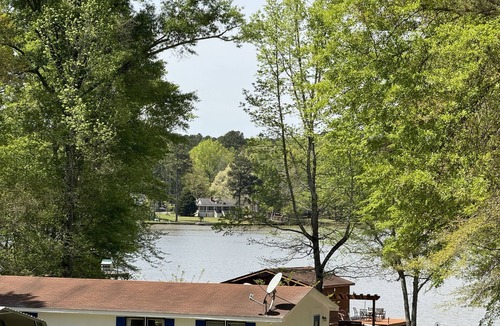 Lake Oconee House | Lake House beautiful views fishing dock Private boat ramp 7 beds sleeps 11