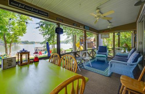 Eatonton House | Lake Sinclair Crooked Creek Cottage with Fire Pit!