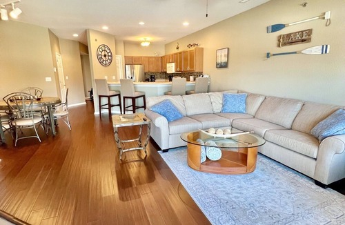 Village of Four Seasons Condo | Lakefront family condo with a screened in balcony on the Lake Of The Ozarks!