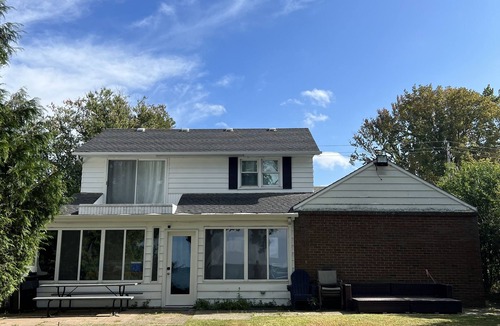 Madison-on-the-Lake House | Lakefront home just minutes from wineries. Backyard sunsets!