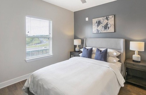 The Gulch Apartment | Landing at Haven at the Gulch - 1 Bedroom in Downtown