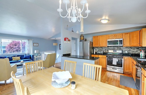 Bonnet Shores House | large home in Bonnet Shores with central AC