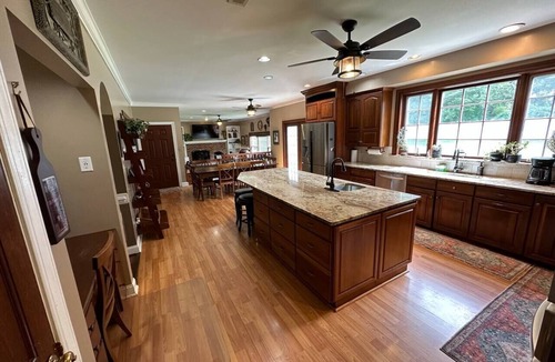 Severn House | Large Home with Pool & 7 bedrooms; sleeps 21