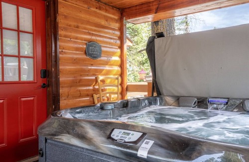 Meadow View Heights Cabin | Lazy Bear Lodge! New Spa Installed!