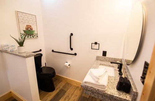 Logan House | Legends Lane C - by The Chalets