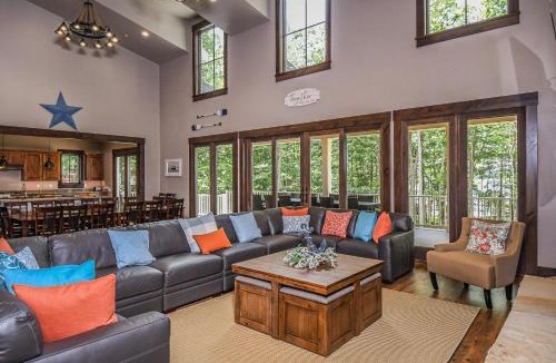 Waterfront Greens House | Let the Good Times Roll