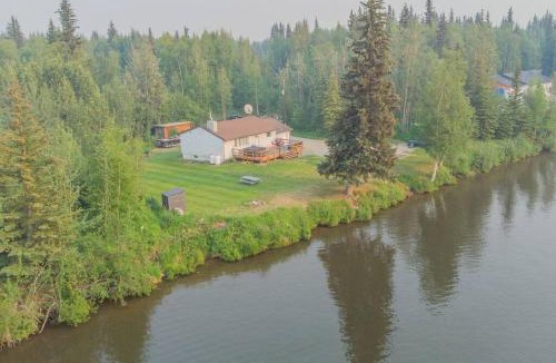 College House | Life is Better on the River