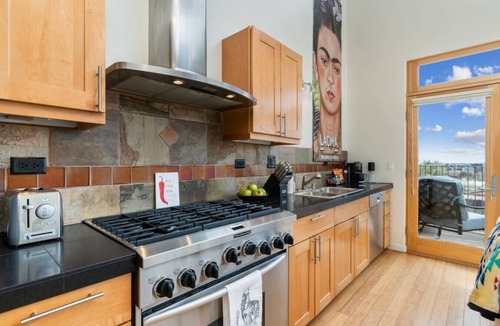 South Capitol Condo | Light Modern Railyard View Loft