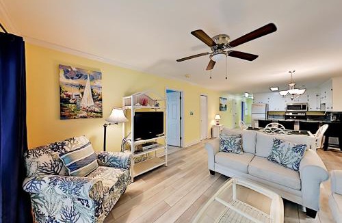 Surfside Beach Apartment | Lighthouse II Unit 6