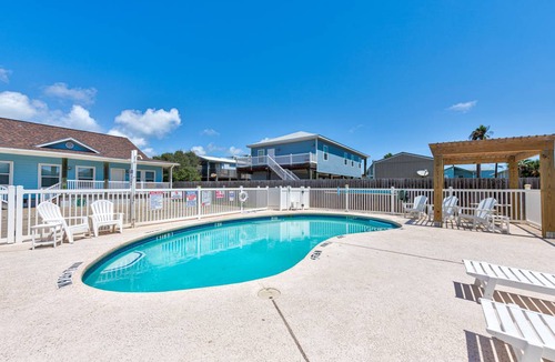 Port Aransas Apartment | Little Cayman CDR4