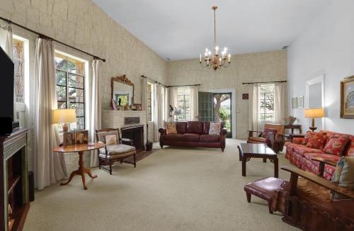 Spring Branch House | Live Oak Ranch